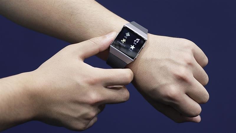 smartwatch makers