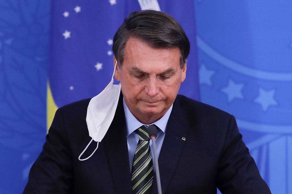 El presidente Bolsonaro anuncia que dio positivo al nuevo coronavirus