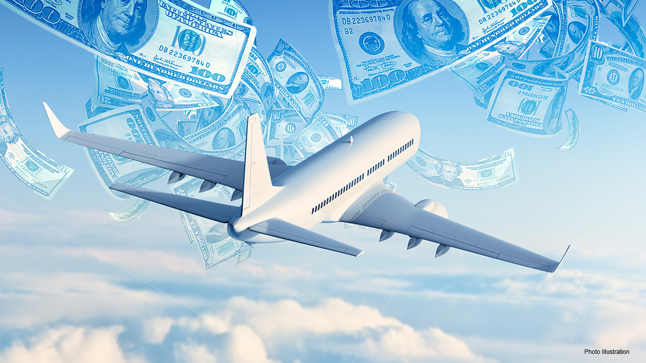 Airlines’ new pricing strategy: buy one, get one free