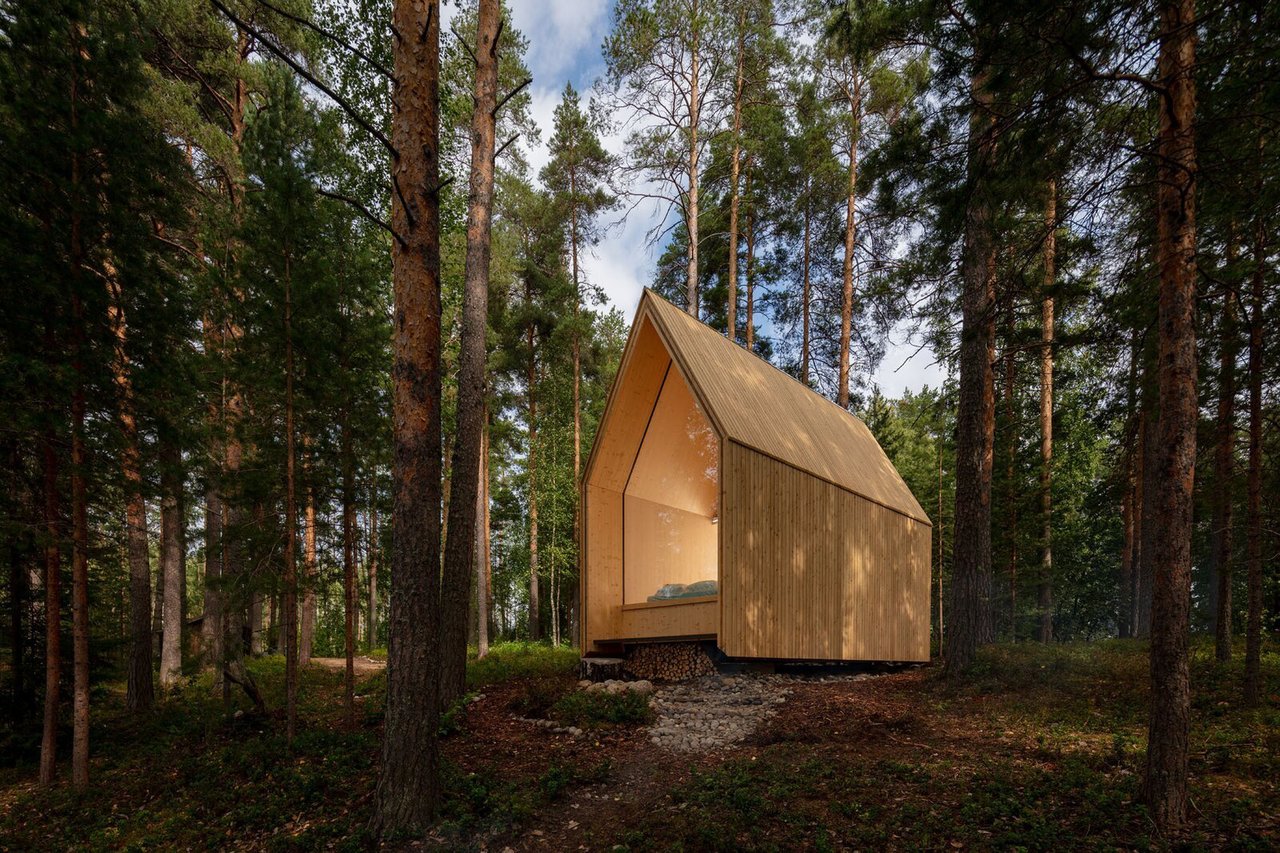 This Zen-Inspired Prefab Cabin Popped Up in a Single Day