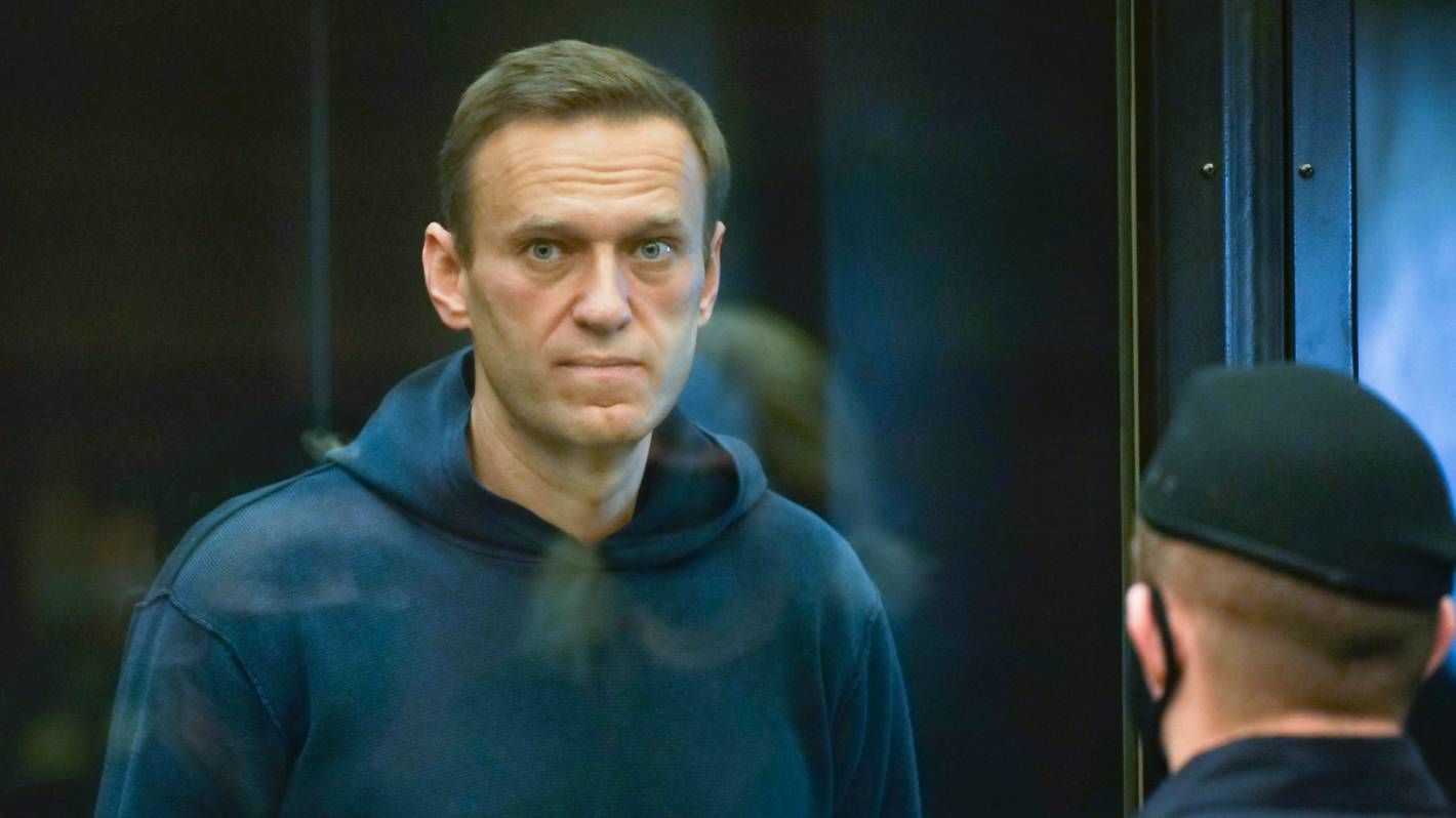 Putin critic Navalny jailed in Russia despite protests