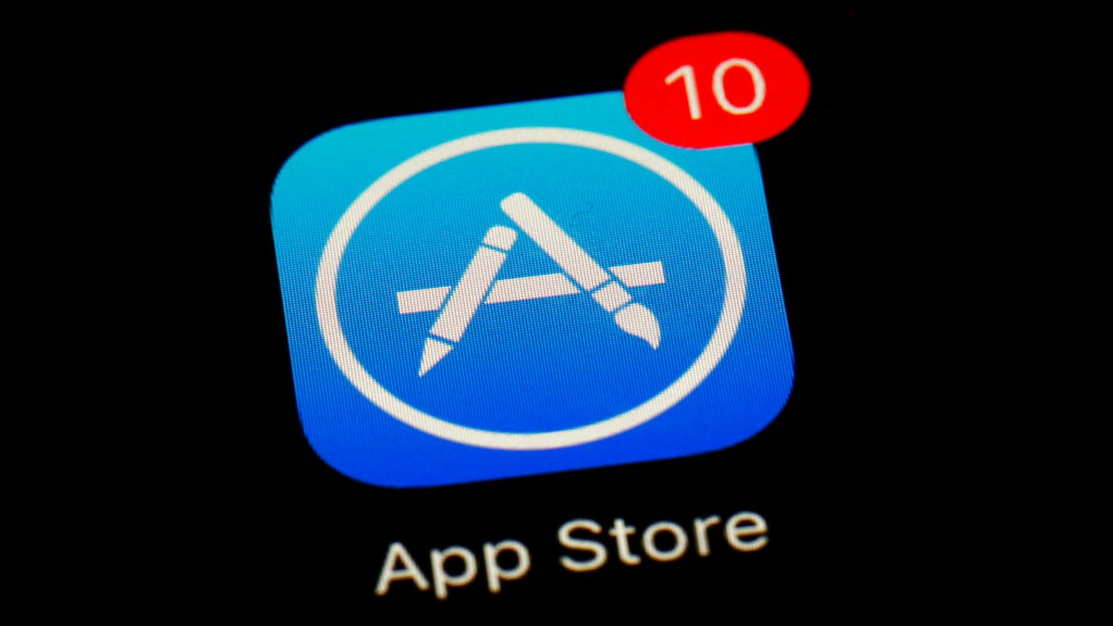 Apple says App Store rules support 330,000 UK jobs as it hits back at competition investigation
