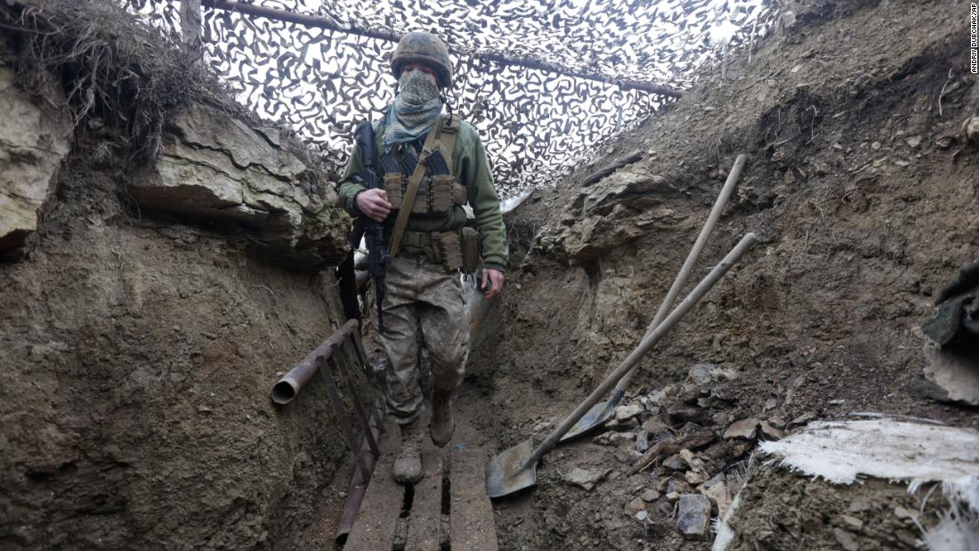 Ukrainian military report says 120,000 Russian troops near border