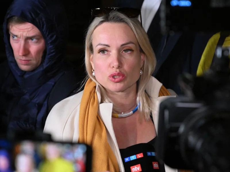 Marina Ovsyannikova: Russian journalist tells of 14-hour interrogation