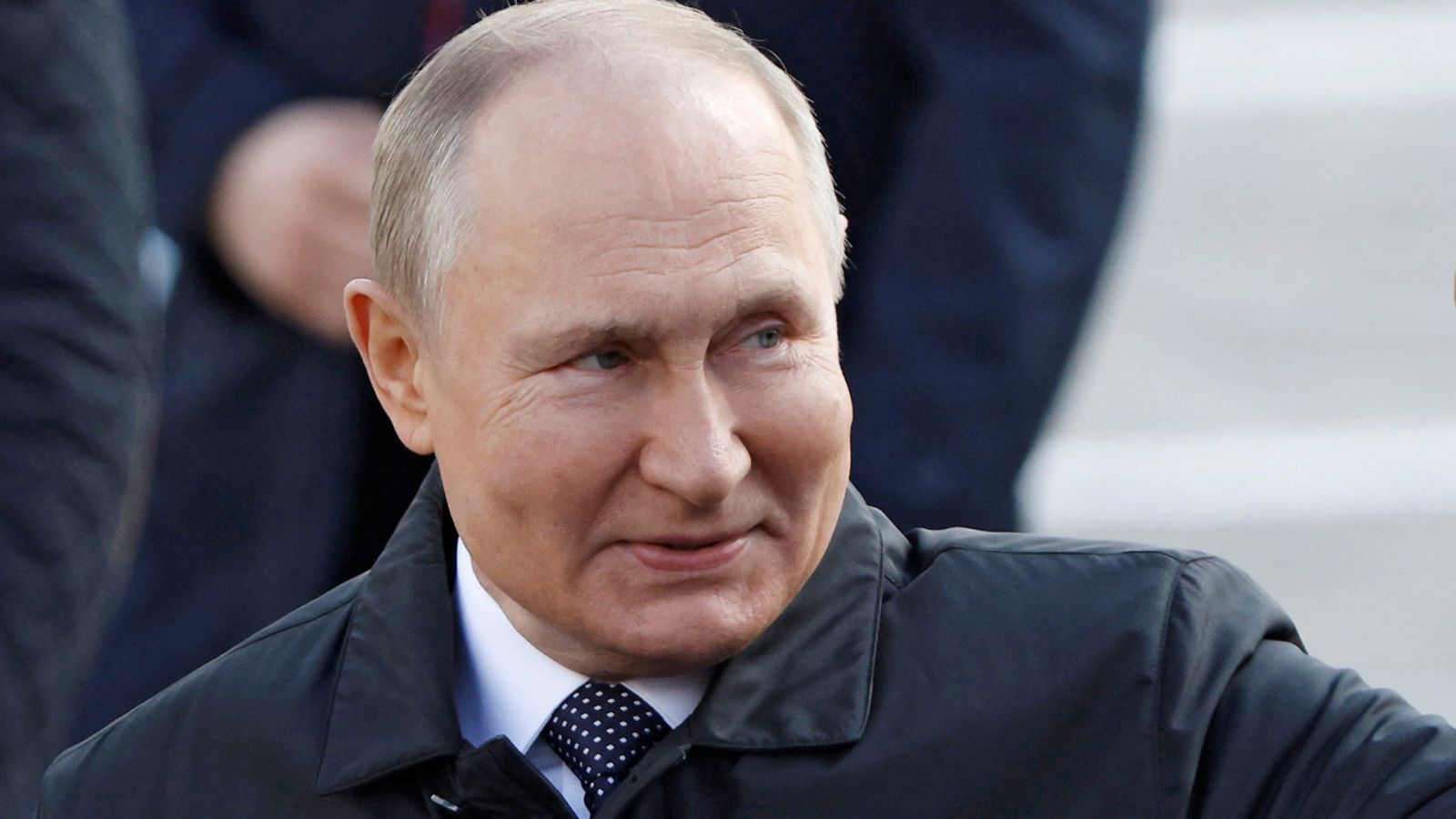 Ex-British spy and Russia expert Christopher Steele backs claims Vladimir Putin is ill
