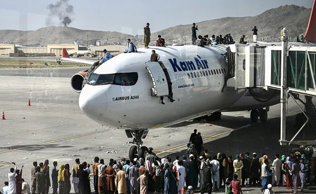 Crew Of US Cargo Plane That Took Flight As Afghans Fell To Death Cleared: Report