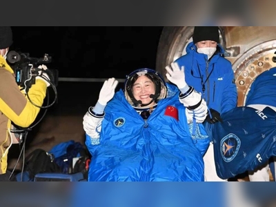 Chinese astronauts return to Earth after six-month mission