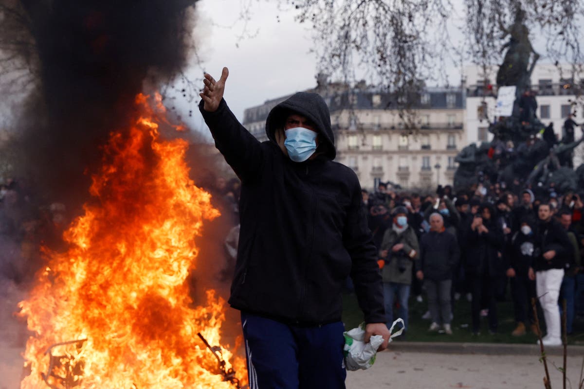 Paris streets ablaze as protesters vent fury over pensions reform